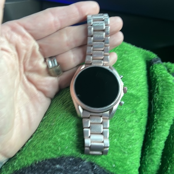 Like Brand new barely worn rose gold color - Picture 5 of 5